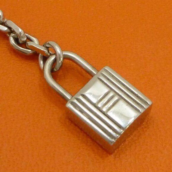 Authentic HERMES Cadena Motif Chain Type Silver Tone Scarves Ring - Picture 5 of 11